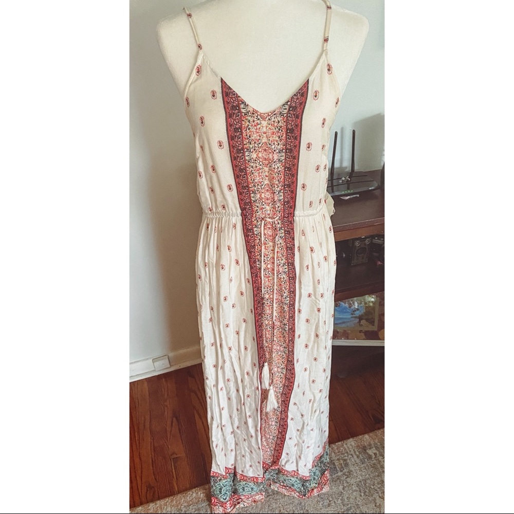 White maxi dress